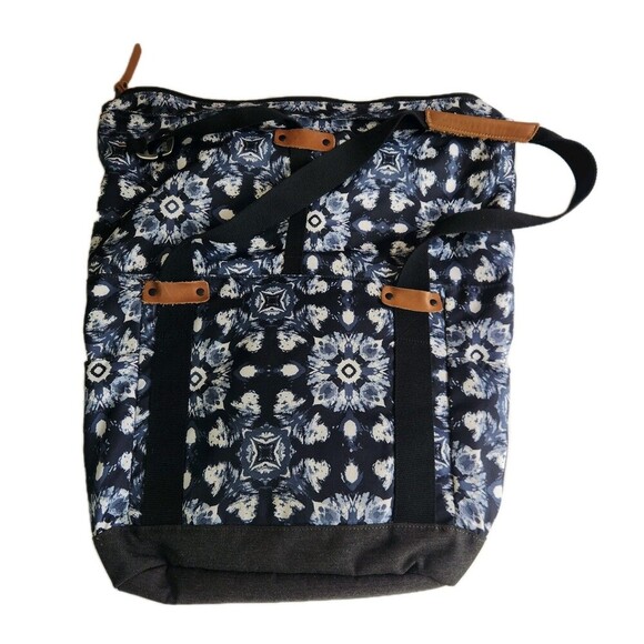 High Sierra Clybourn Tote Bag, Blue & White Geometric Eclipse/Raven, One Size - Picture 7 of 12